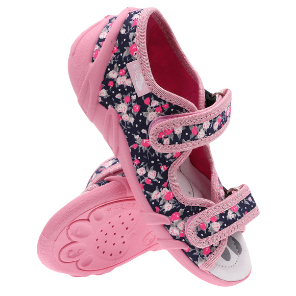 Kapcie dziecięce tekstylne sandałki na rzepy