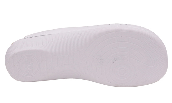 Klapki medyczne damskie profilaktyczne