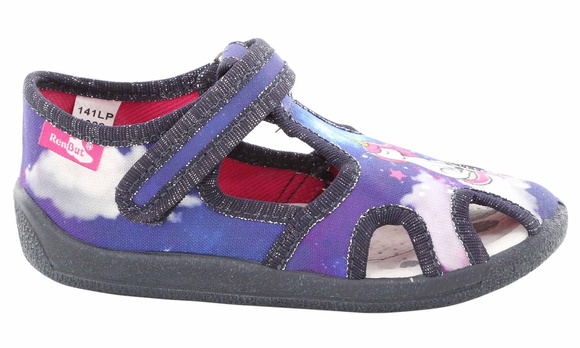 Kapcie dziecięce obuwie tekstylne na rzep