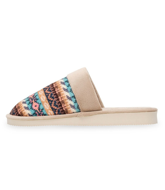 Kapcie damskie obuwie domowe wzór norweski