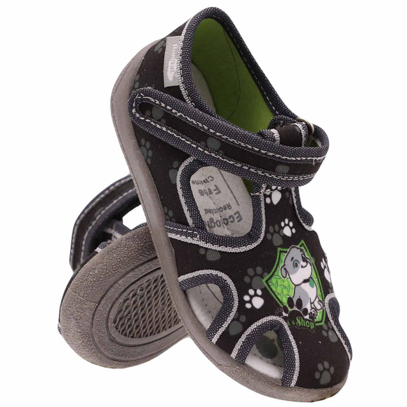 Kapcie dziecięce obuwie tekstylne na rzep